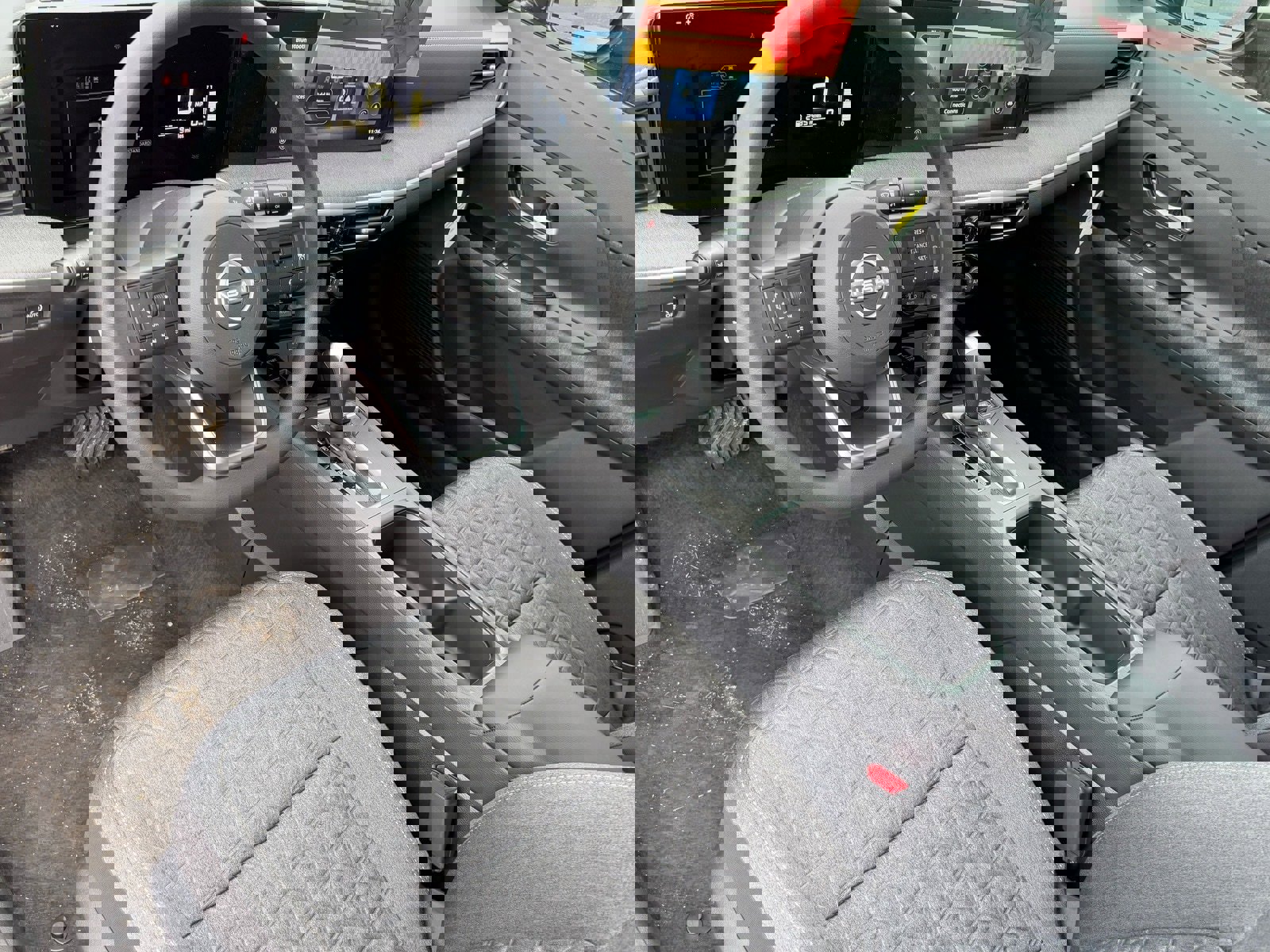 New 2026 Nissan Kicks SV image 18