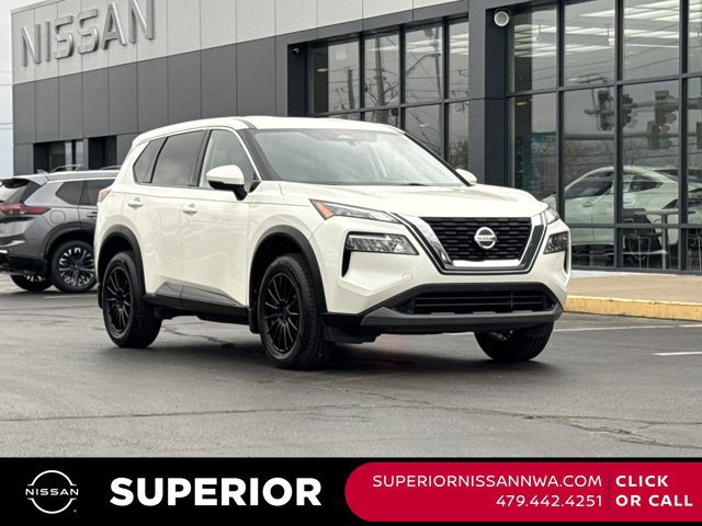 Certified 2021 Nissan Rogue SV image 1