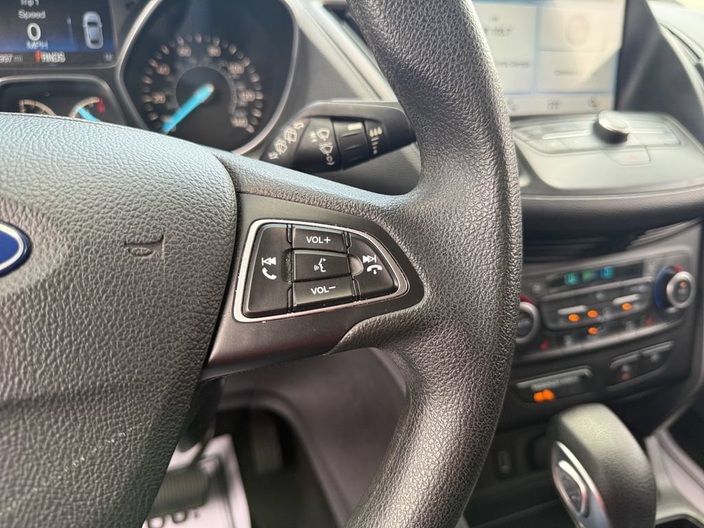 Used 2019 Ford Escape SE FWD image 16