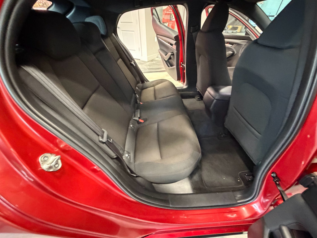 Used 2019 MAZDA MAZDA3 AWD Hatchback image 43