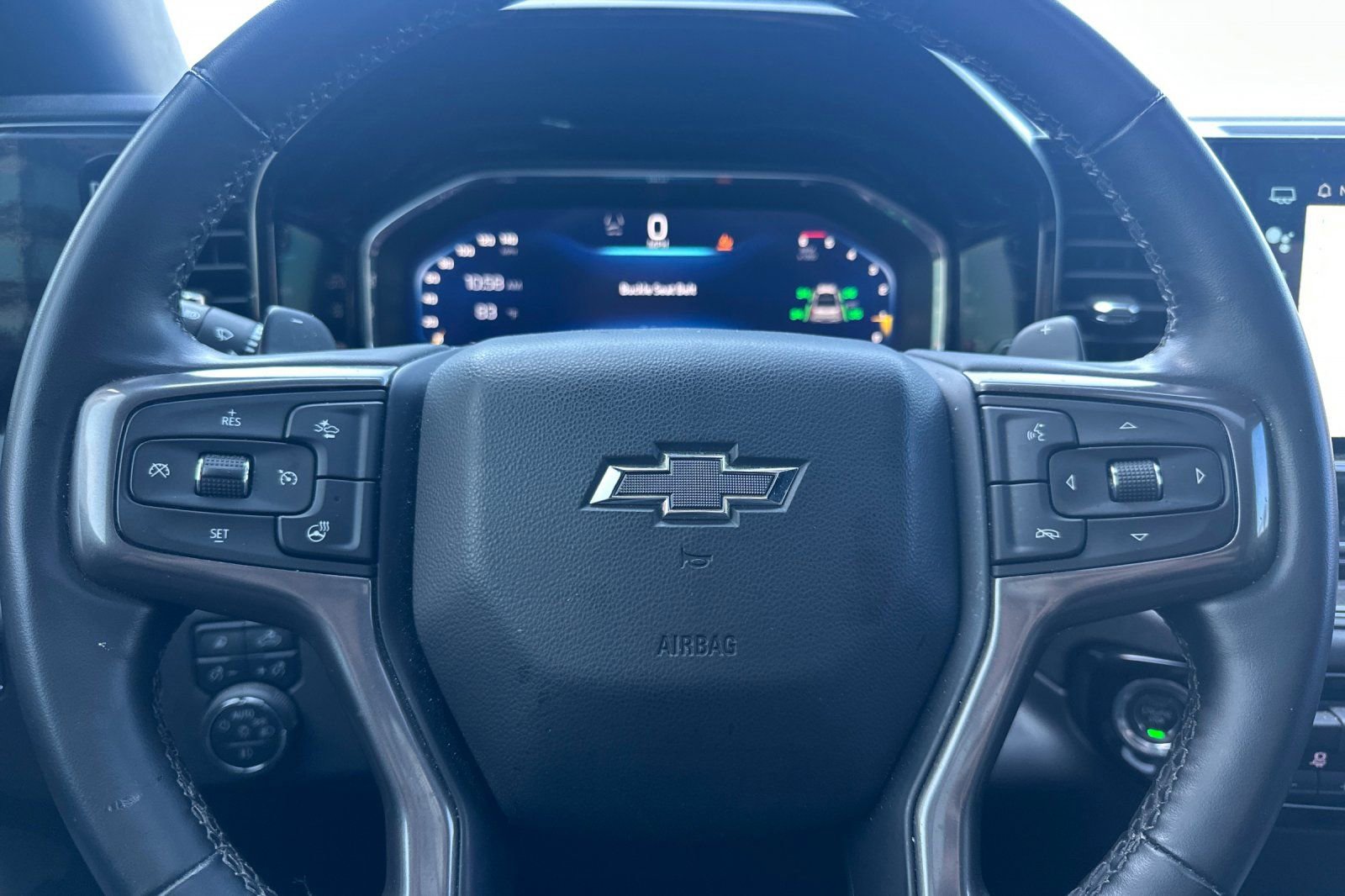 Used 2024 Chevrolet Silverado 1500 ZR2 w/ Technology Package AWD/4WD image 30