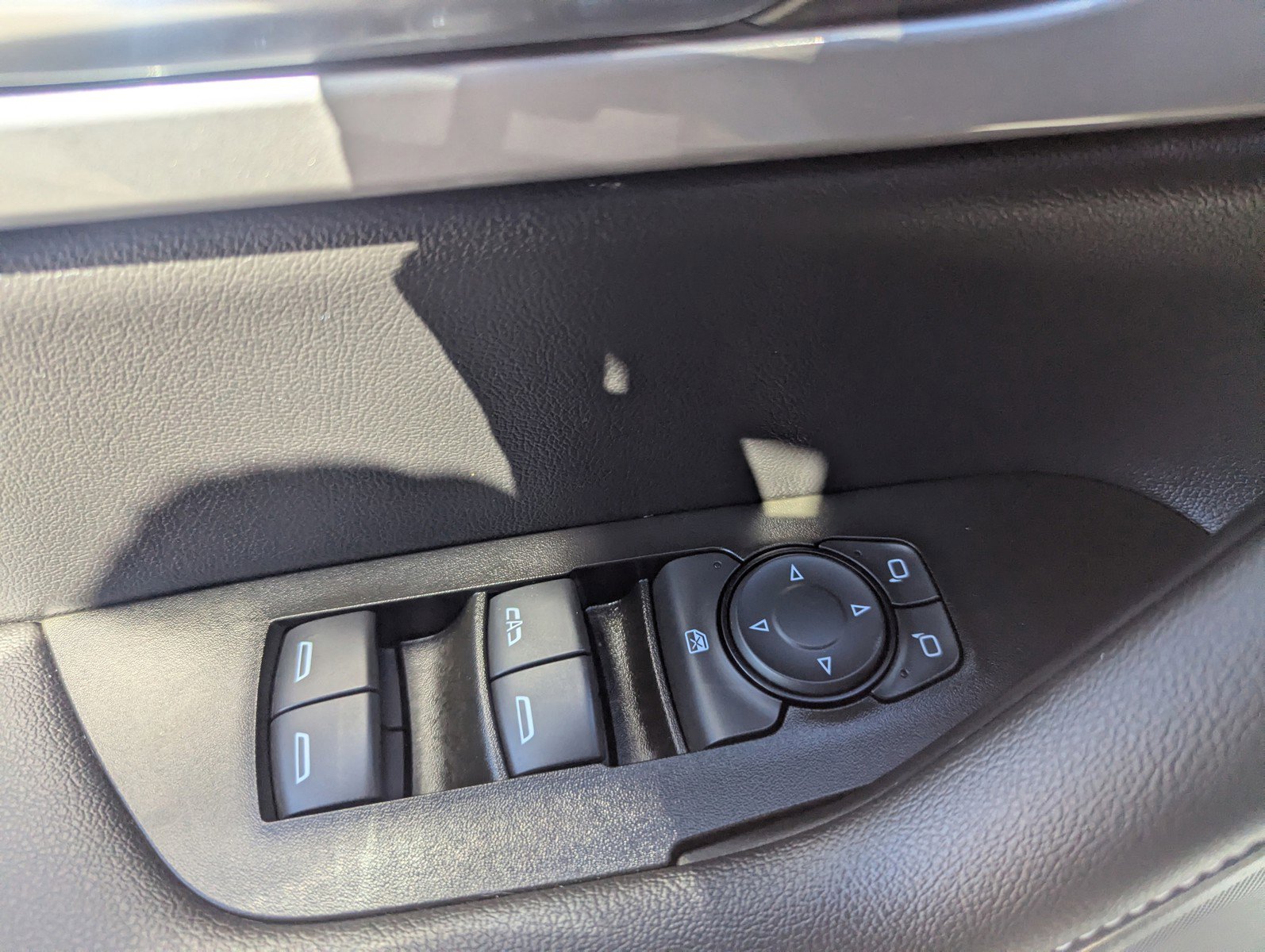 Used 2023 Chevrolet Blazer LT image 30