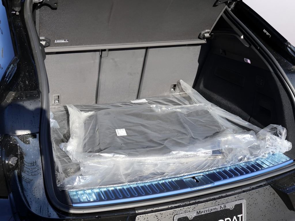 New 2026 Porsche Cayenne Turbo GT image 19