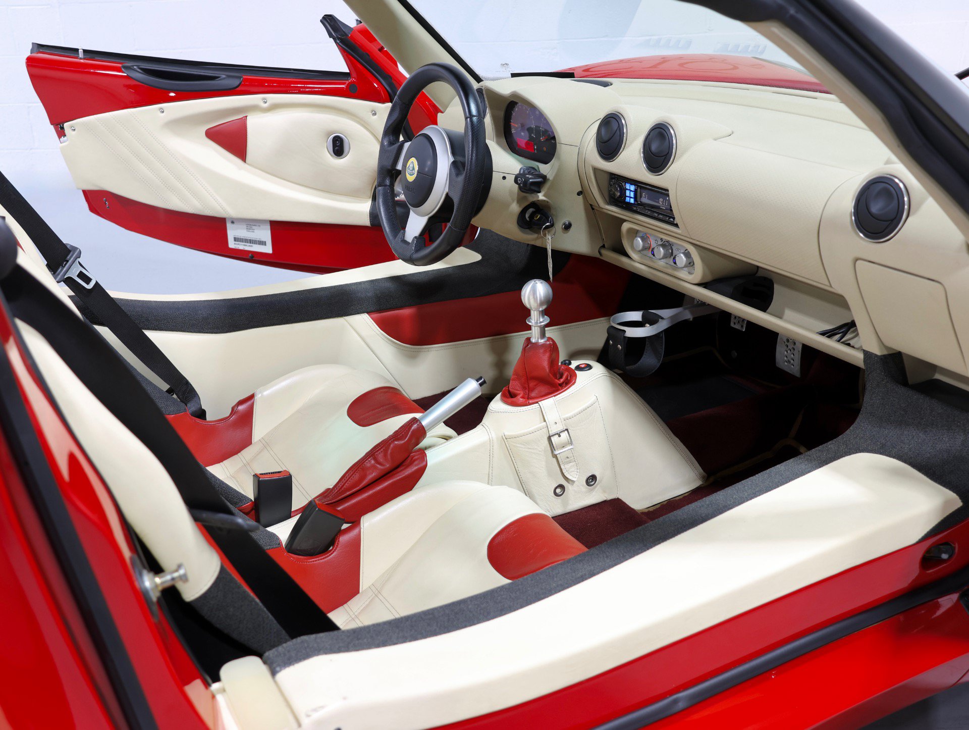 Used 2008 Lotus Elise RWD image 16