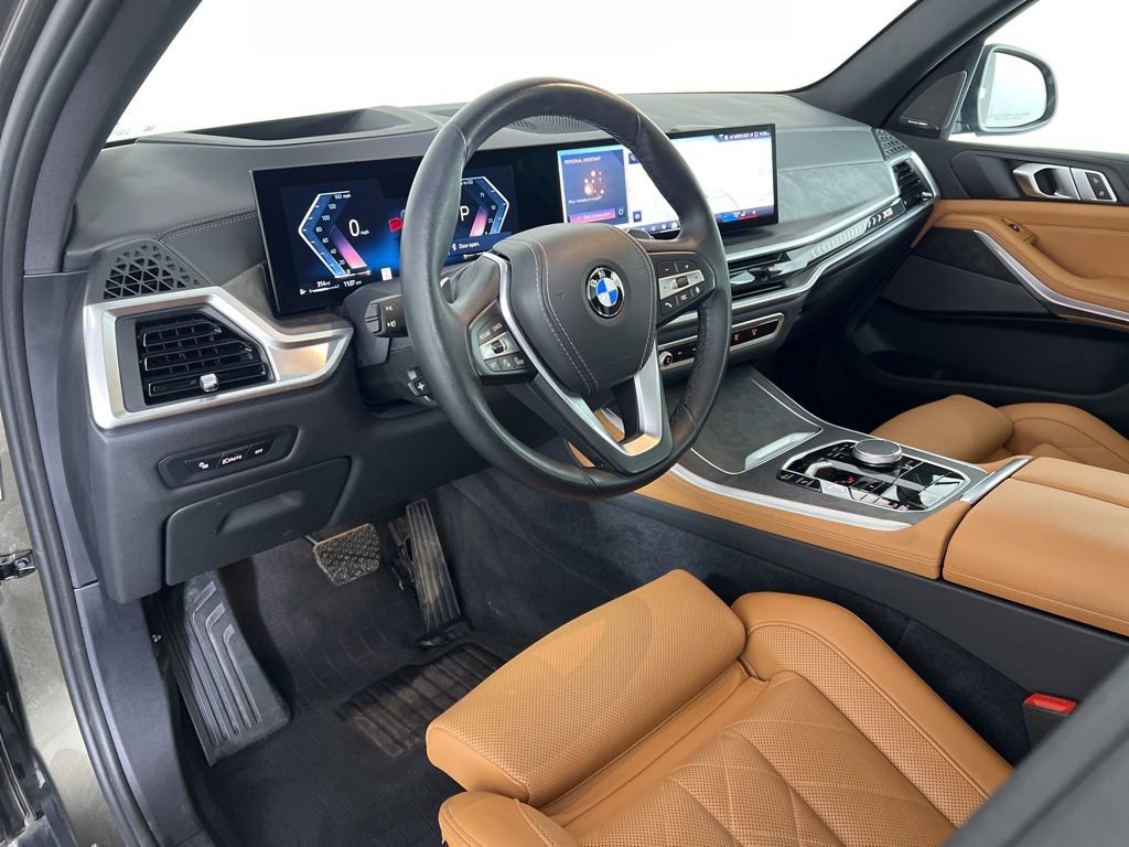 Certified 2024 BMW X5 xDrive40i w/ Premium Package image 2