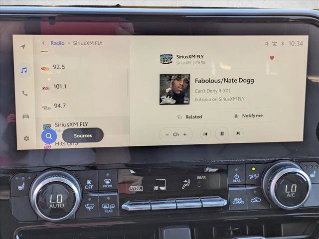 Used 2023 Toyota Highlander XLE image 14