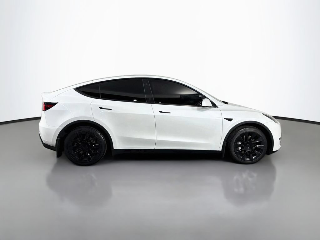 Used 2021 Tesla Model Y Long Range AWD/4WD image 8
