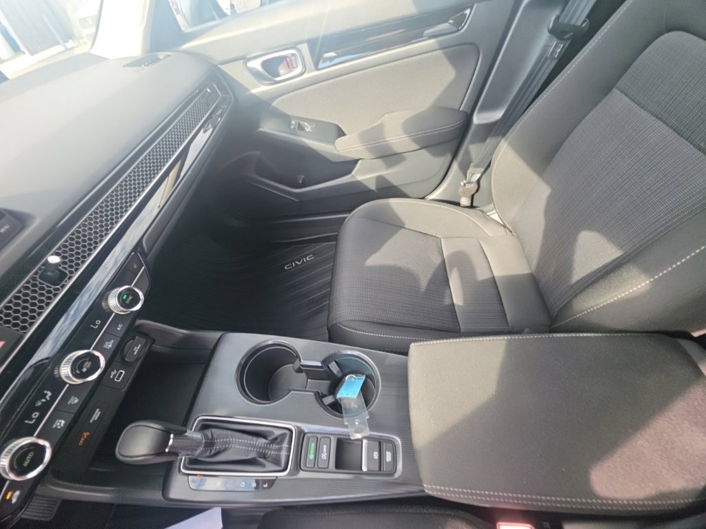 Used 2024 Honda Civic EX image 22