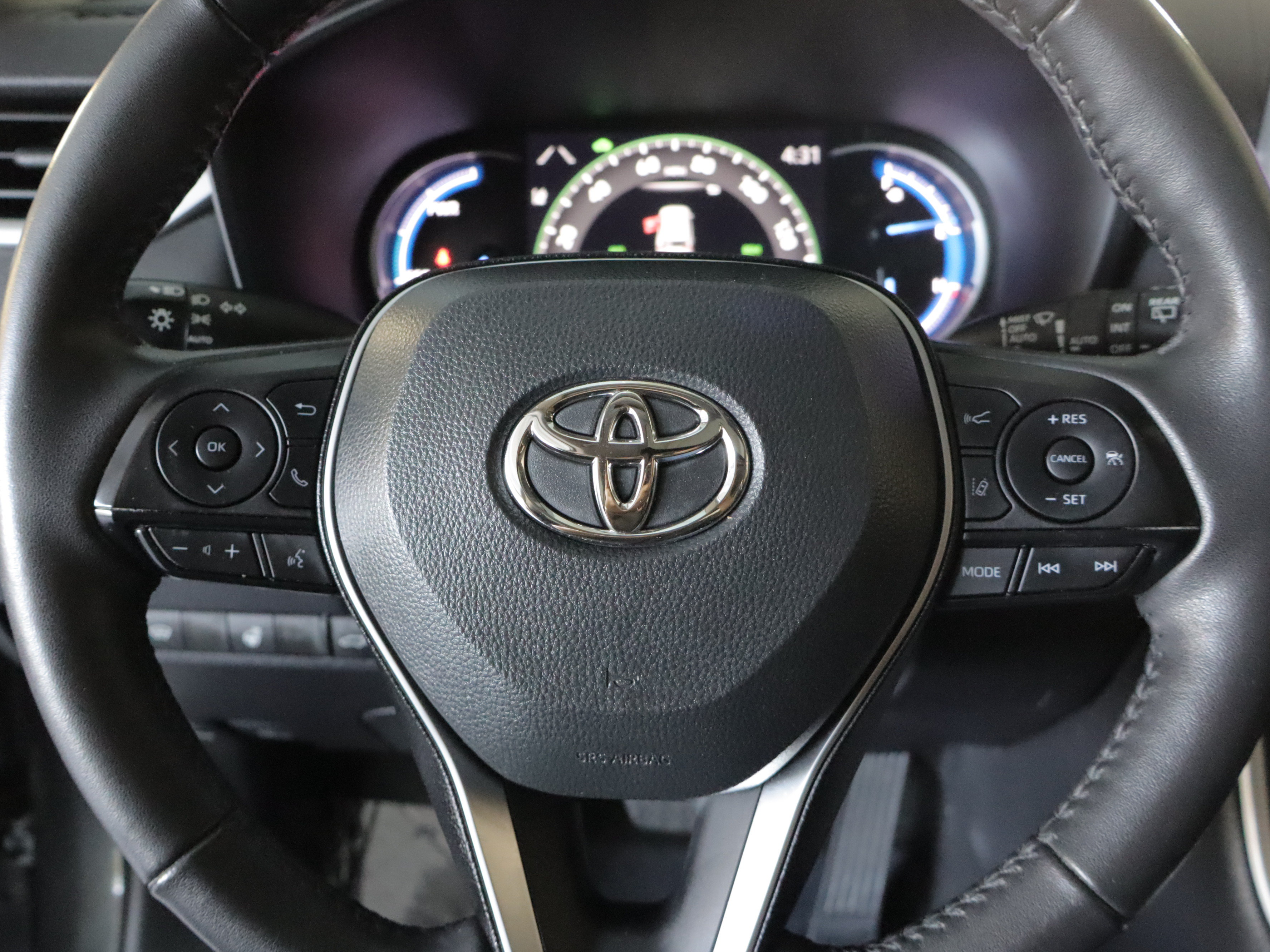 Used 2023 Toyota RAV4 XLE w/ Convenience Package AWD/4WD image 14