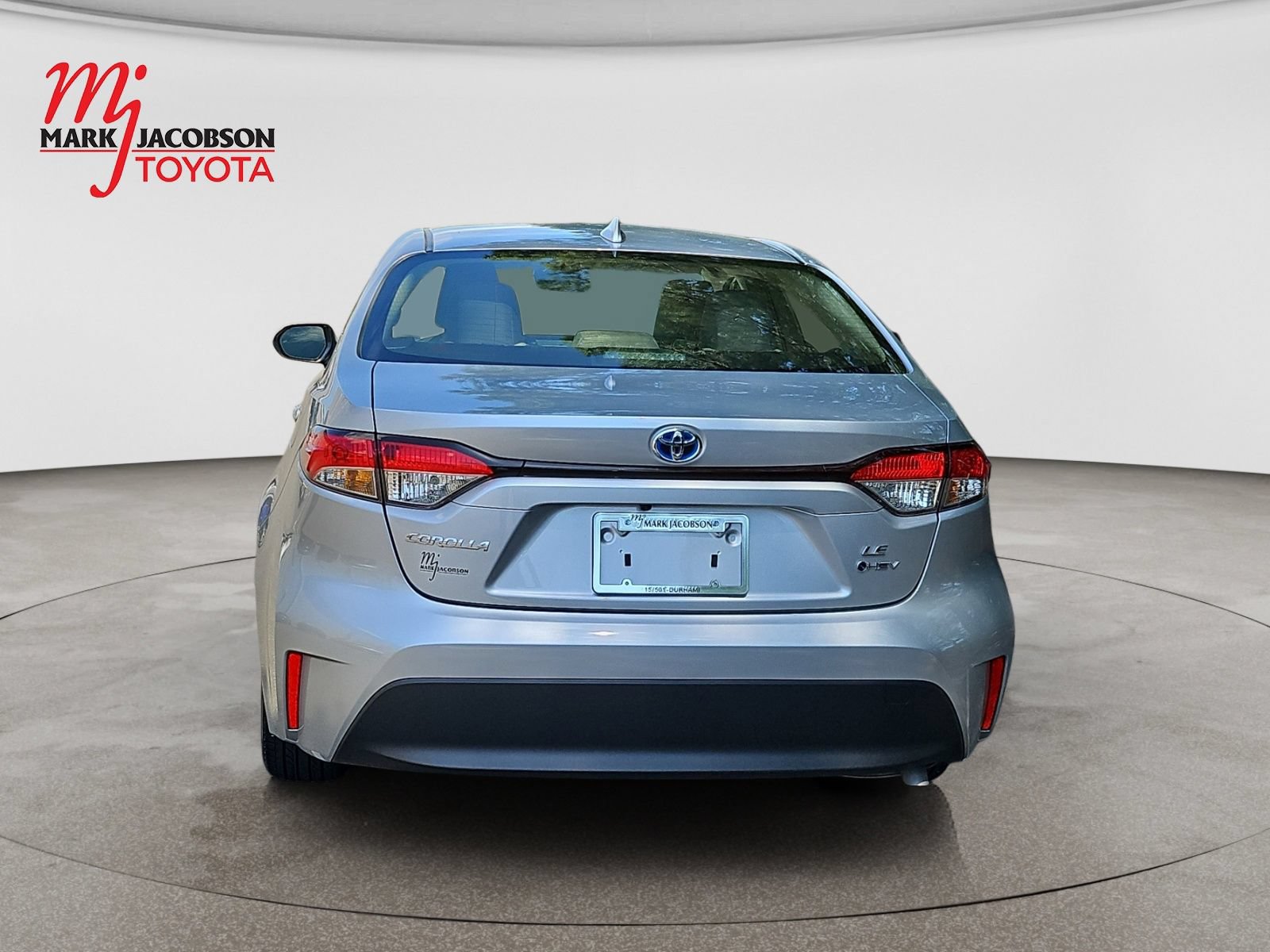 Used 2025 Toyota Corolla LE w/ Convenience Package FWD image 11