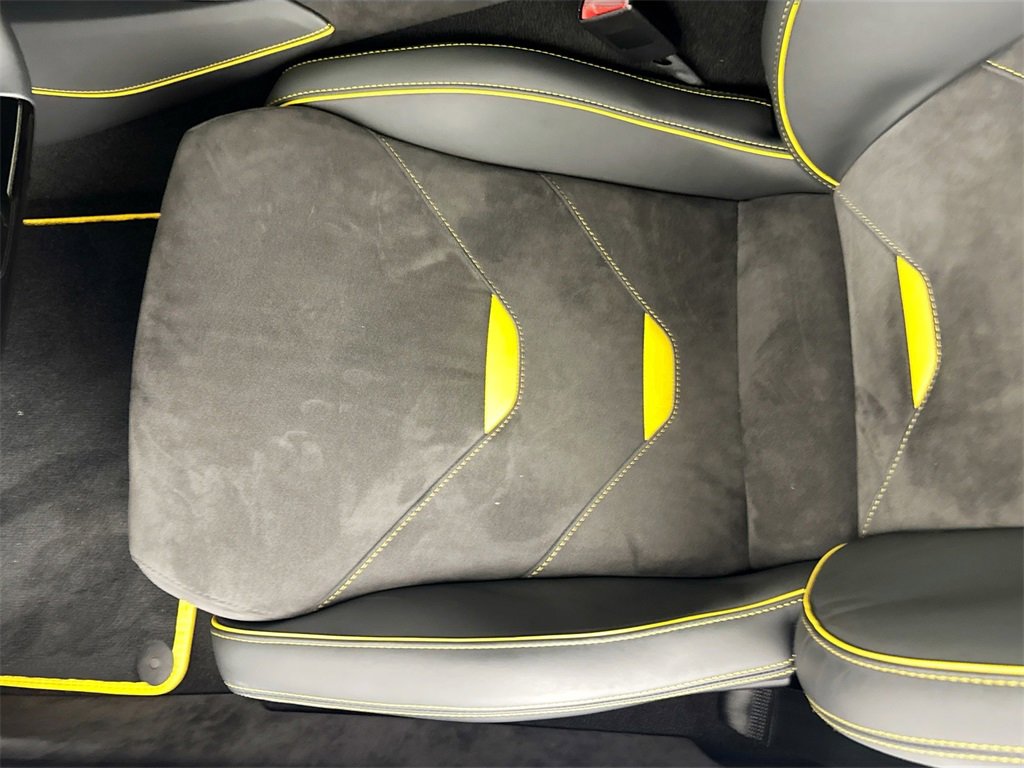 Used 2023 Lamborghini Huracan Tecnica image 20