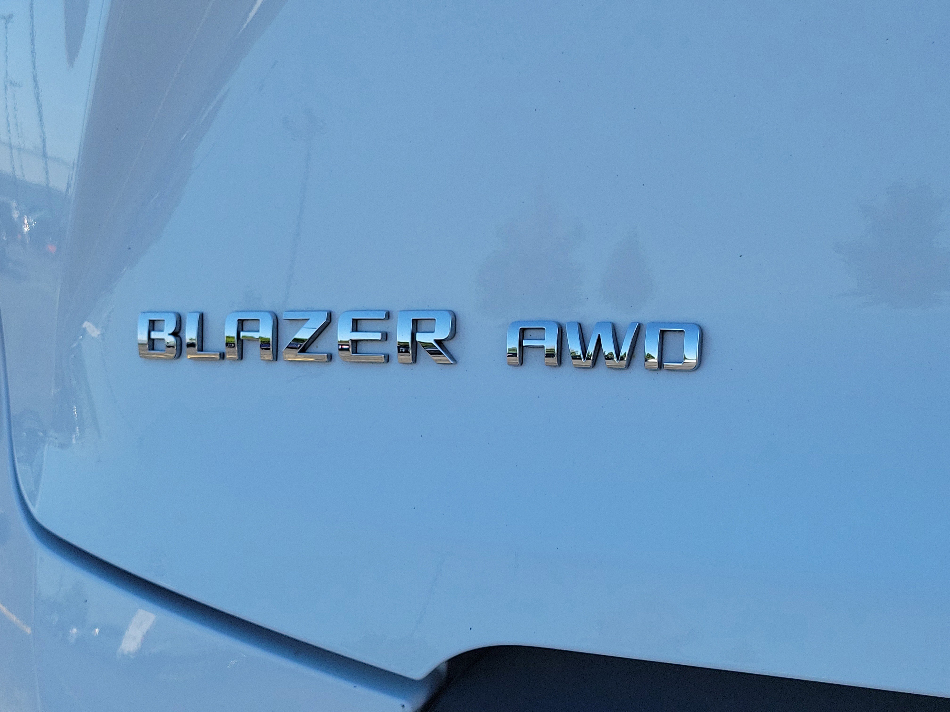 Used 2025 Chevrolet Blazer LT AWD/4WD image 6