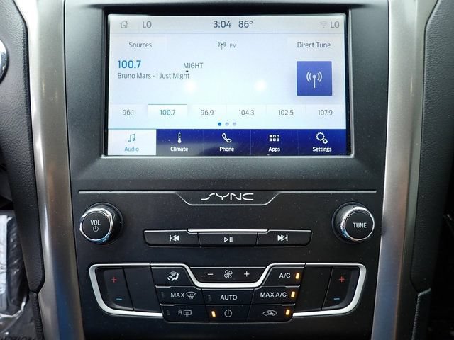 Used 2019 Ford Fusion SE FWD image 29