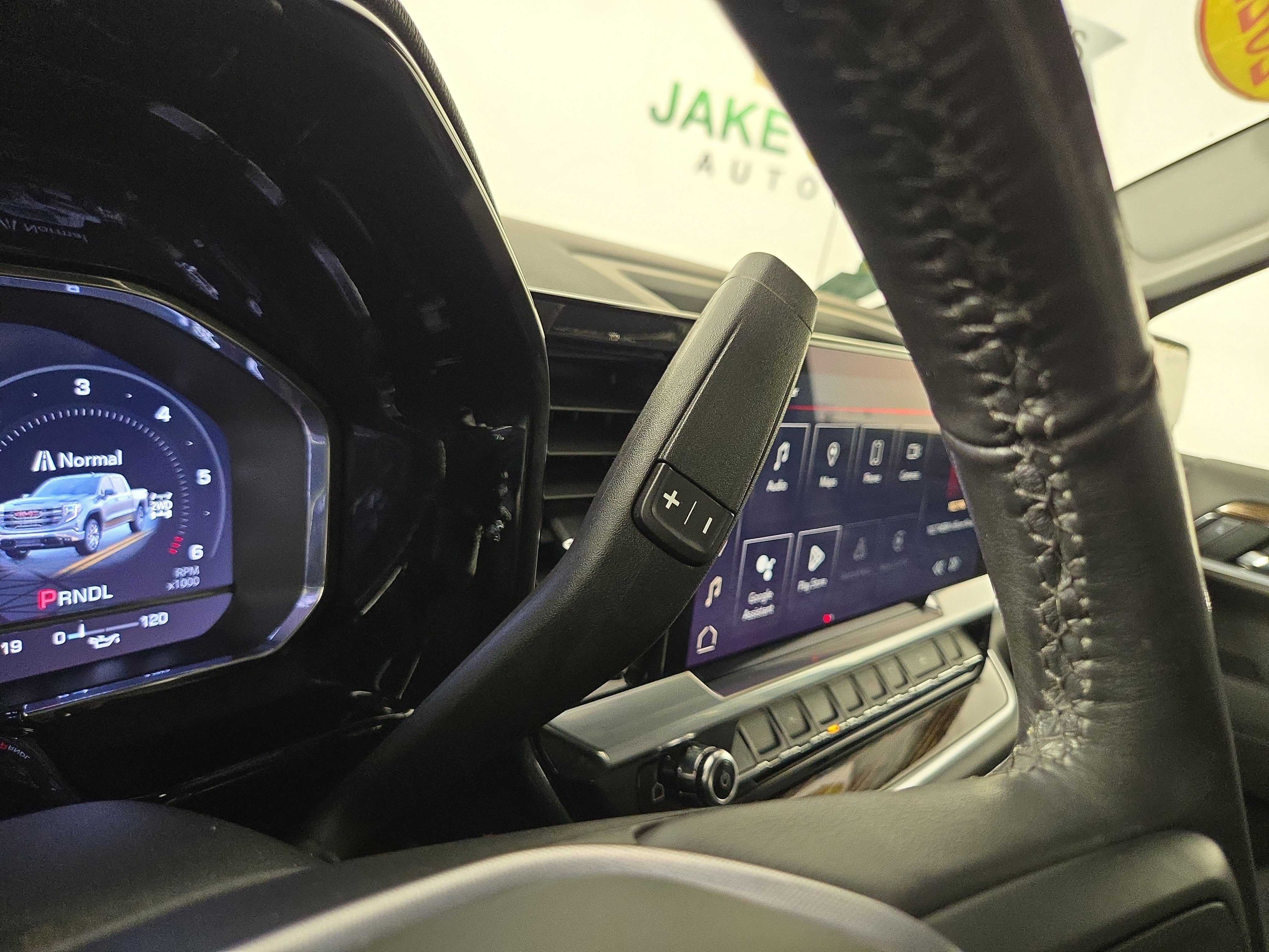 Used 2022 GMC Sierra 1500 Elevation image 23