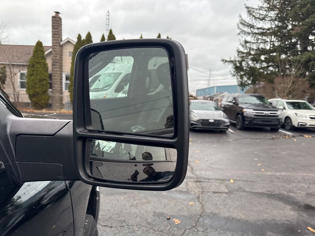 Used 2025 RAM 2500 Tradesman w/ Chrome Appearance Group image 40