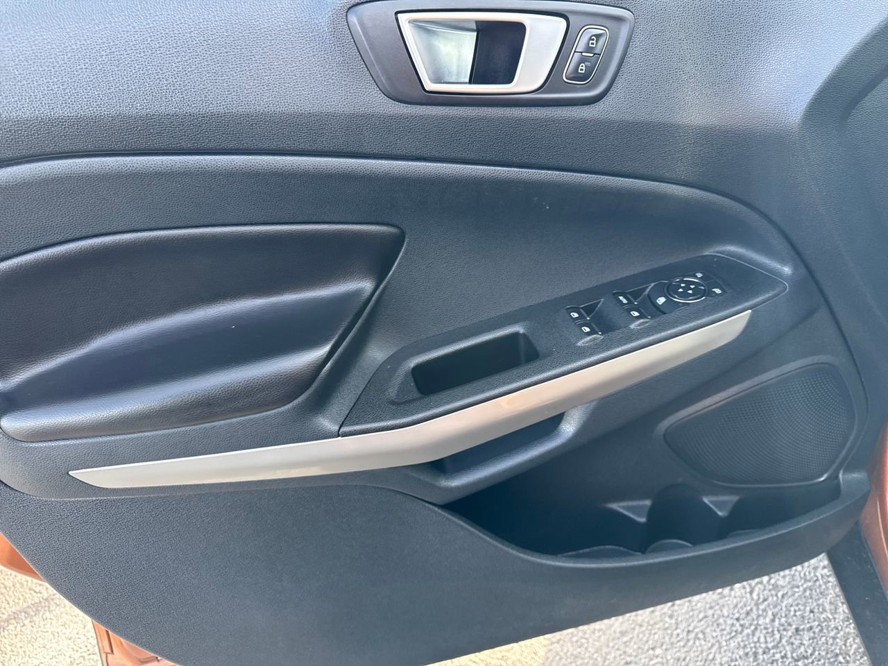 Used 2018 Ford EcoSport Titanium image 16