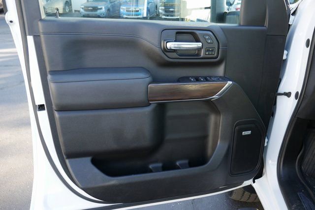 Used 2023 GMC Sierra 3500 SLT w/ SLT Premium Package image 15