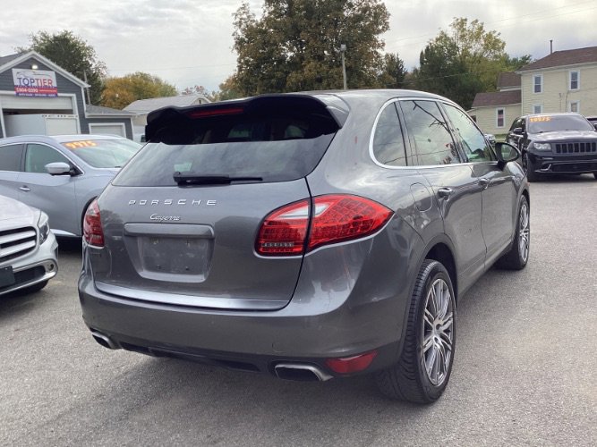Used 2012 Porsche Cayenne w/ Premium Pkg image 4