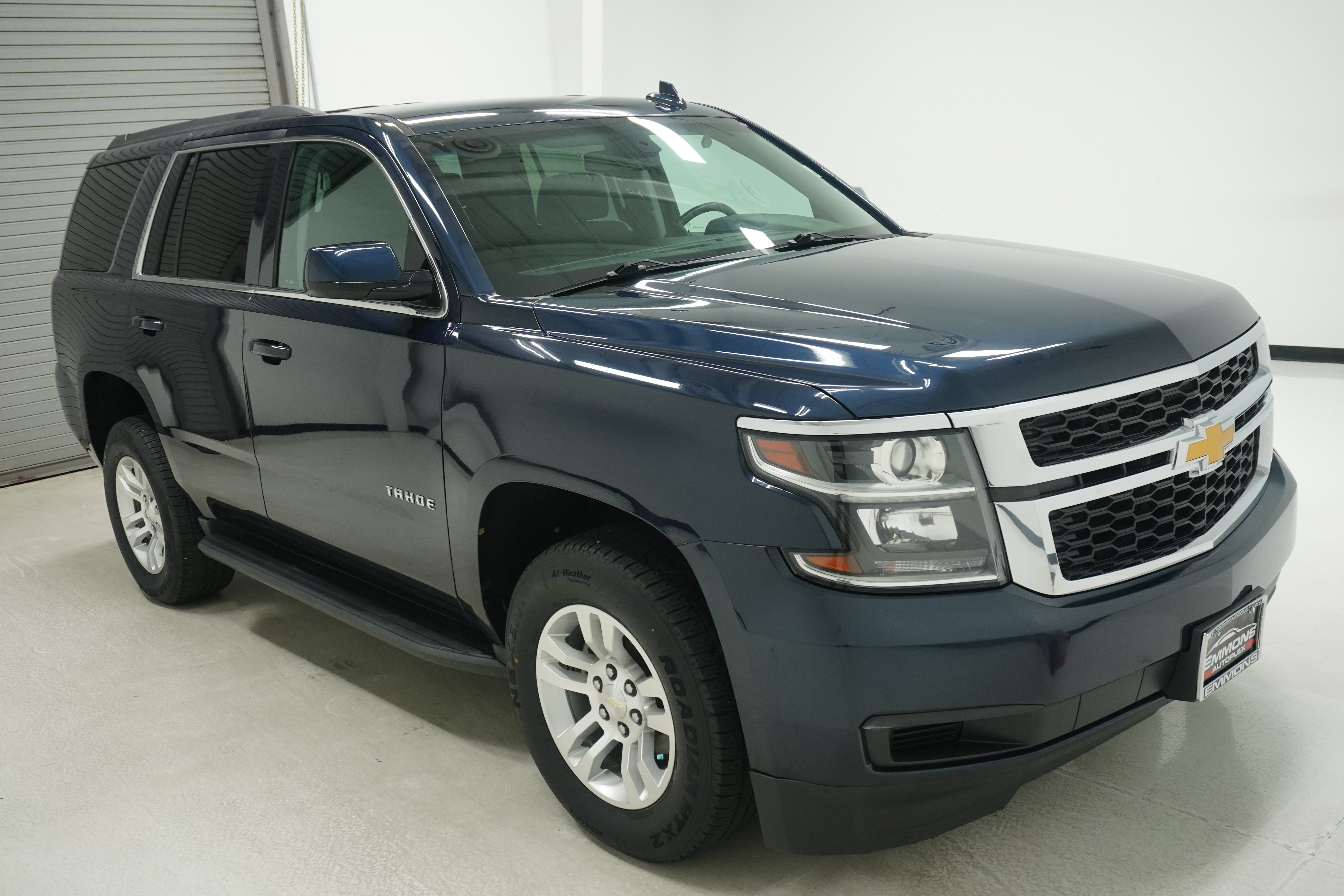 Used 2017 Chevrolet Tahoe LS RWD image 3