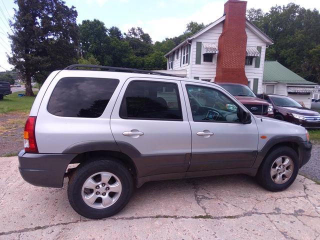 Used 2004 MAZDA Tribute LX w/ Luxury Pkg FWD image 5