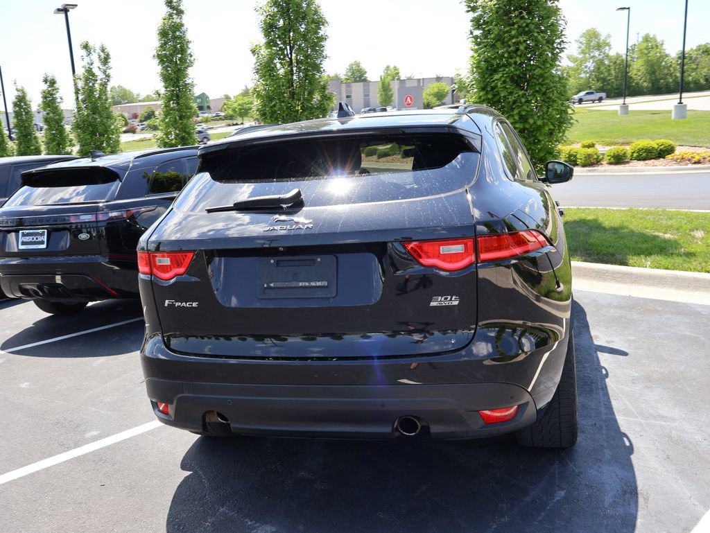 Used 2019 Jaguar F-PACE R-Sport AWD/4WD image 12