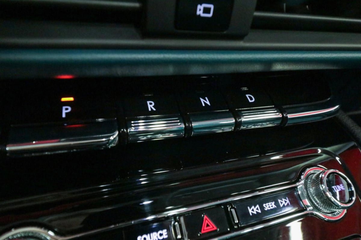 Used 2020 Lincoln Corsair Reserve w/ Equipment Group 201A image 24