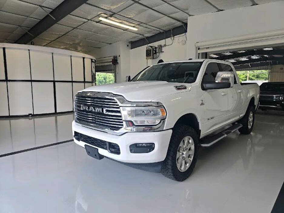 Used 2023 RAM 2500 Laramie AWD/4WD image 3