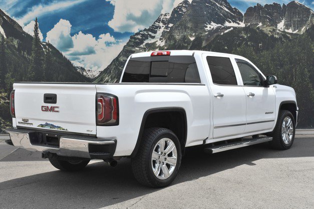Used 2018 GMC Sierra 1500 SLT AWD/4WD image 3