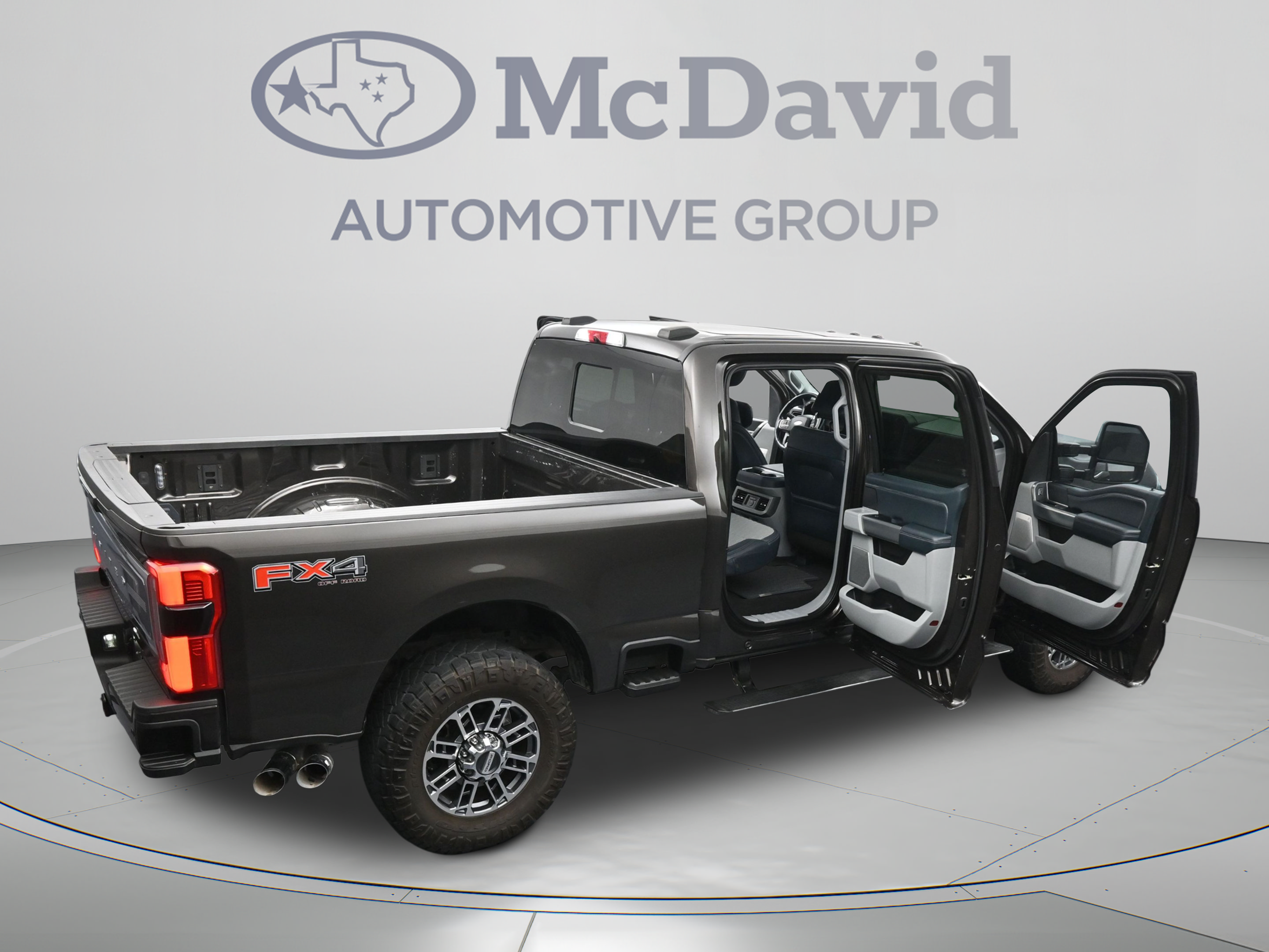Used 2024 Ford F350 Limited w/ FX4 Off-Road Package AWD/4WD image 46