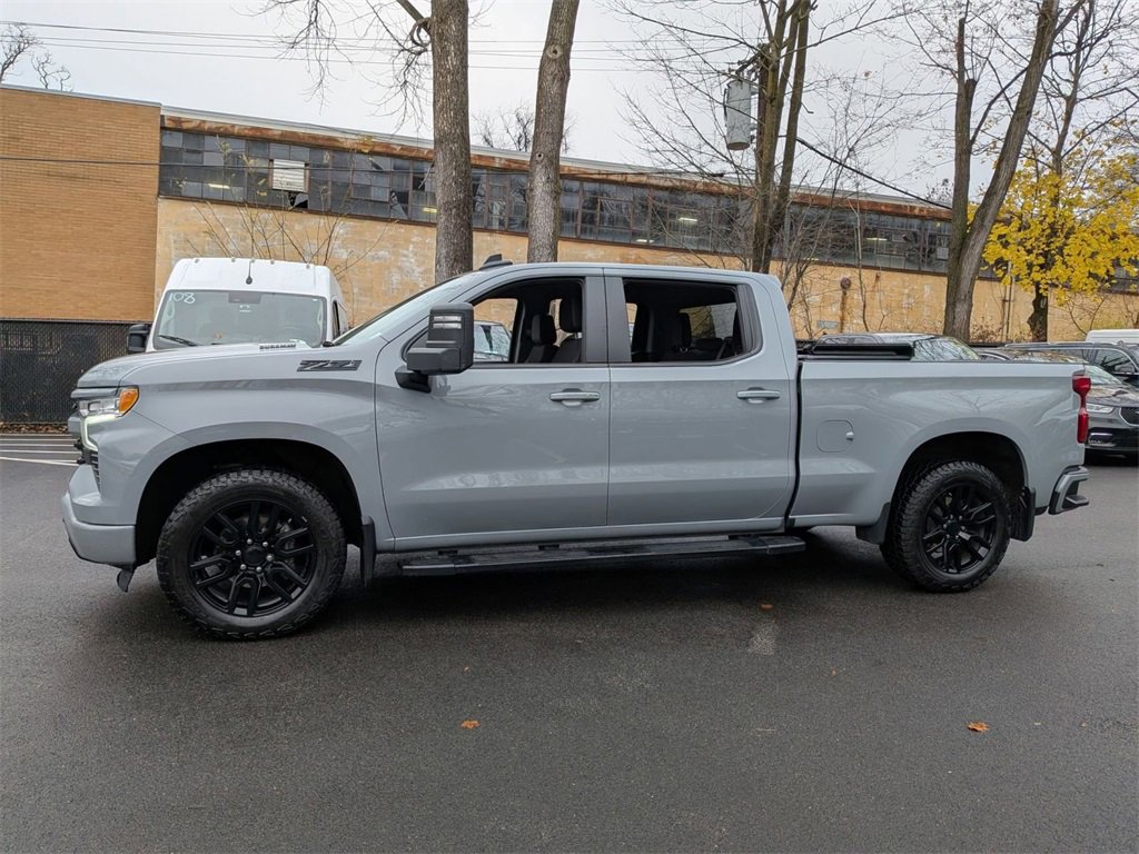Used 2024 Chevrolet Silverado 1500 RST w/ Z71 Off-Road Package image 7