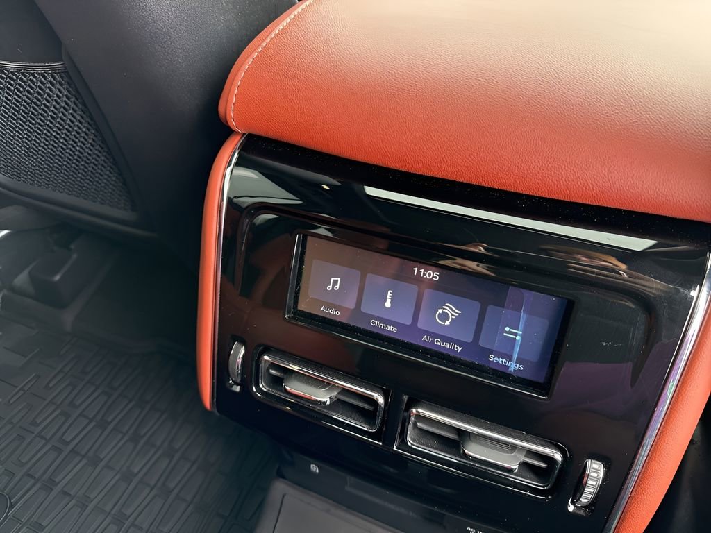 Used 2025 Lincoln Aviator Reserve w/ Jet Appearance Package image 18