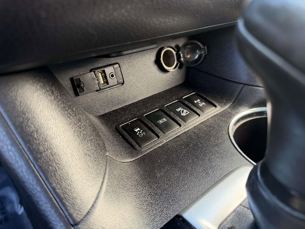 Used 2016 Toyota Highlander Limited w/ Protection Package #3 image 37