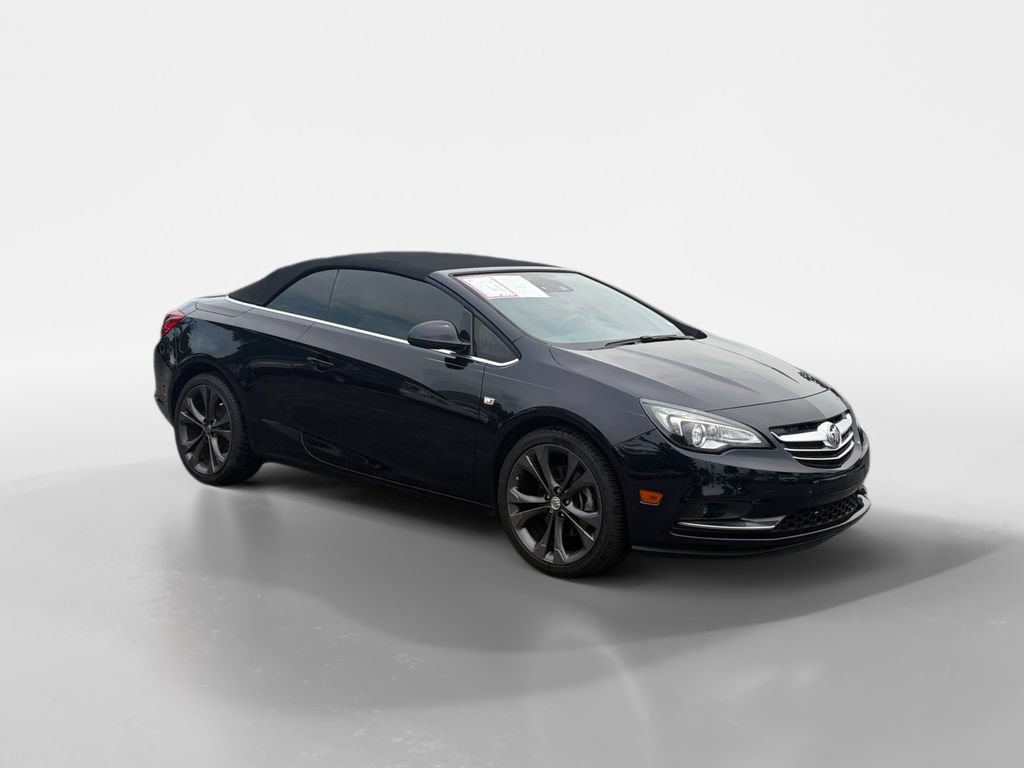 Used 2018 Buick Cascada Premium FWD image 2