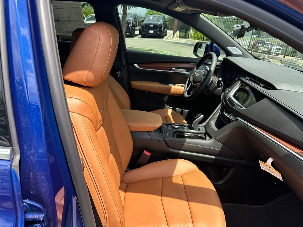 New 2026 Cadillac XT5 Premium Luxury w/ Driver Assist Package FWD image 37