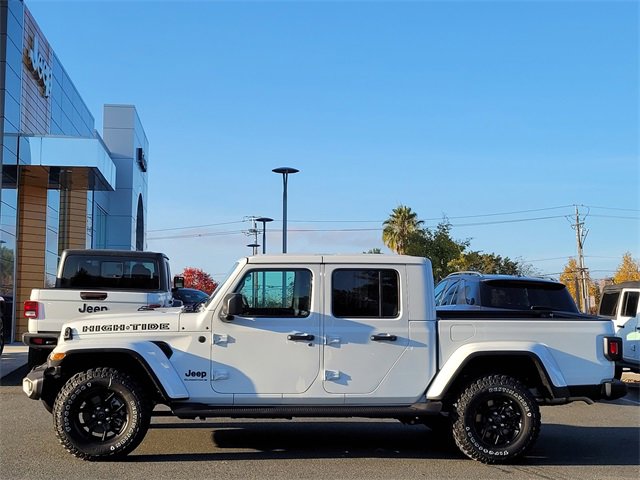 New 2025 Jeep Gladiator High Tide image 7