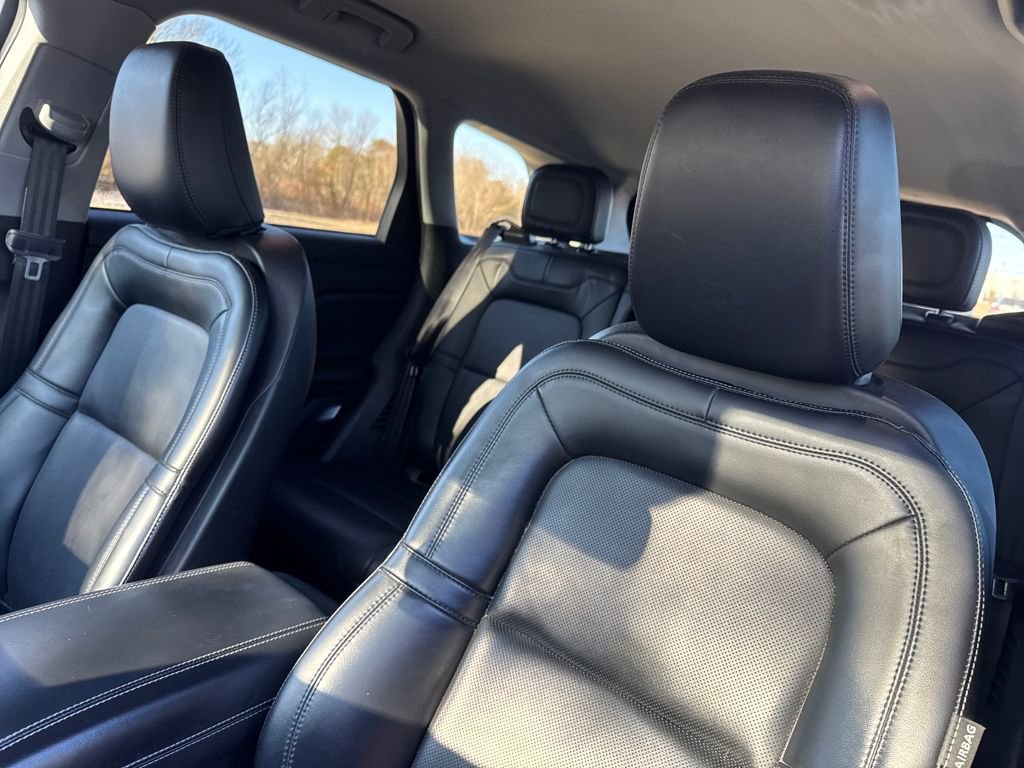 Used 2022 Lincoln Corsair AWD w/ Equipment Group 101A image 12