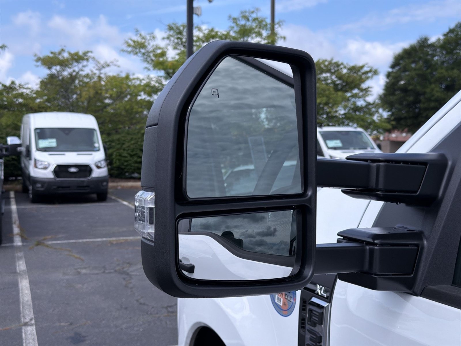 New 2026 Ford F350 XL w/ XL Chrome Package AWD/4WD image 15