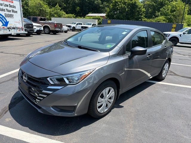 Used 2024 Nissan Versa S FWD image 3