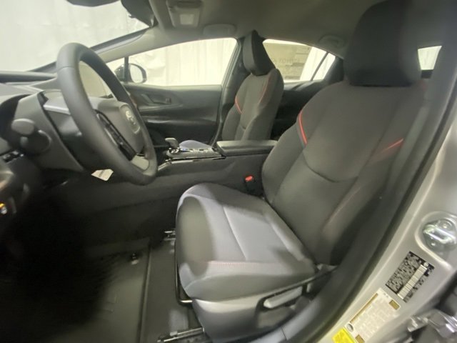 New 2026 Toyota Prius Plug-In Hybrid image 9