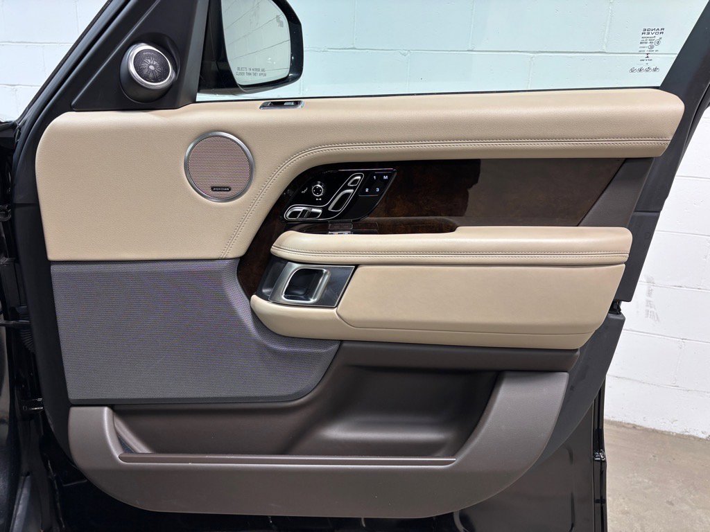 Used 2022 Land Rover Range Rover Westminster Edition image 35