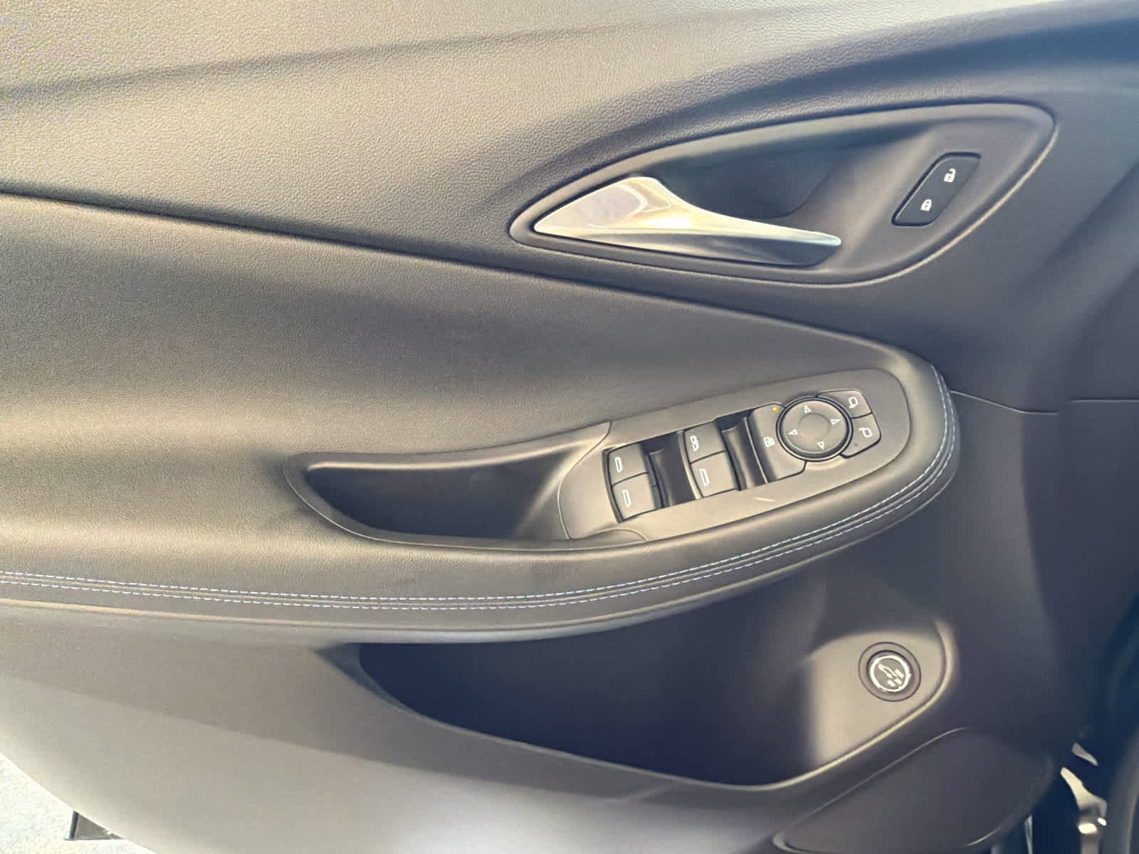 New 2026 Buick Encore GX Sport Touring w/ Comfort Package image 19