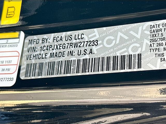 Used 2024 Jeep Wrangler Sahara w/ Technology Group image 31