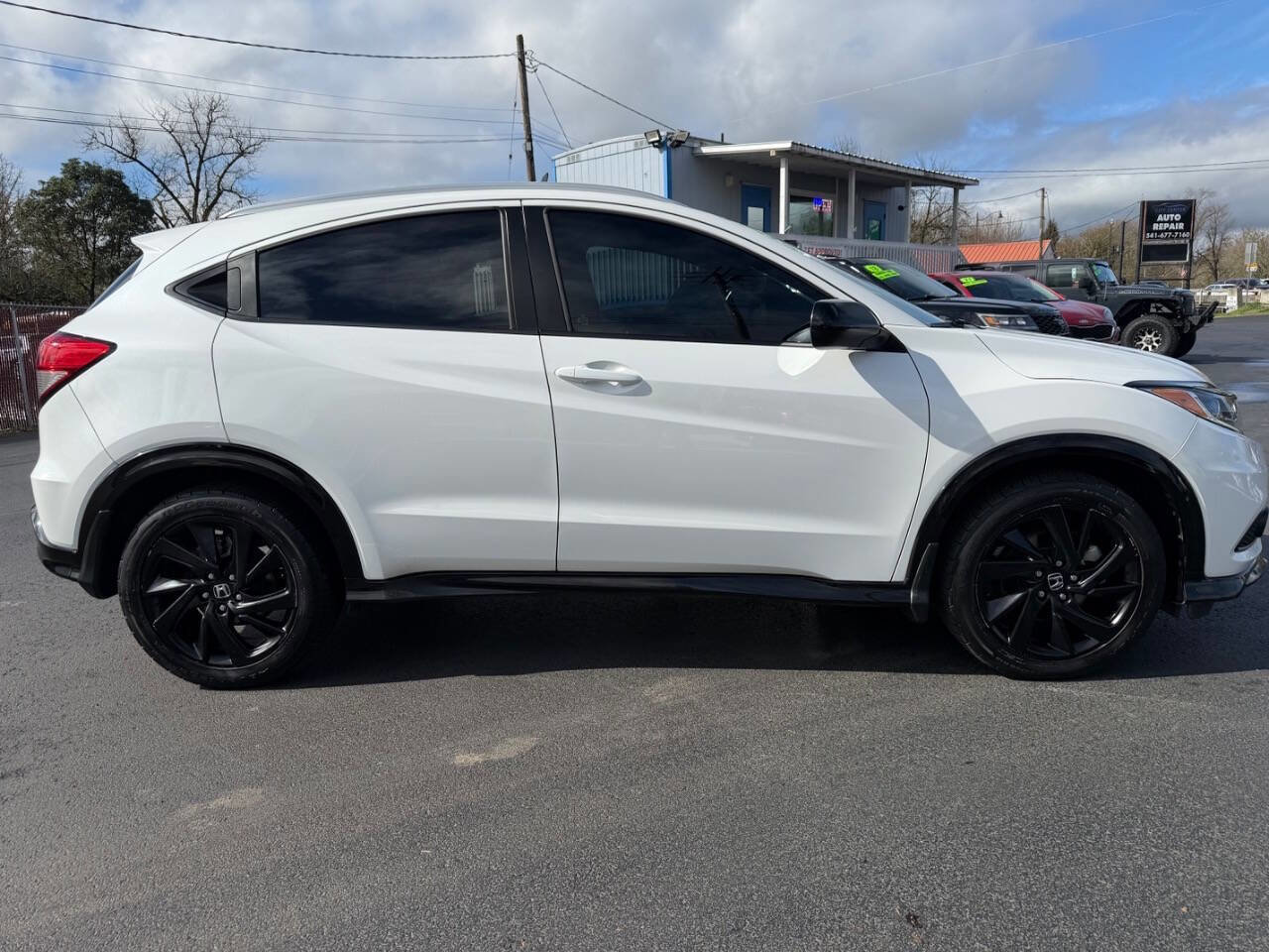 Used 2021 Honda HR-V Sport image 23