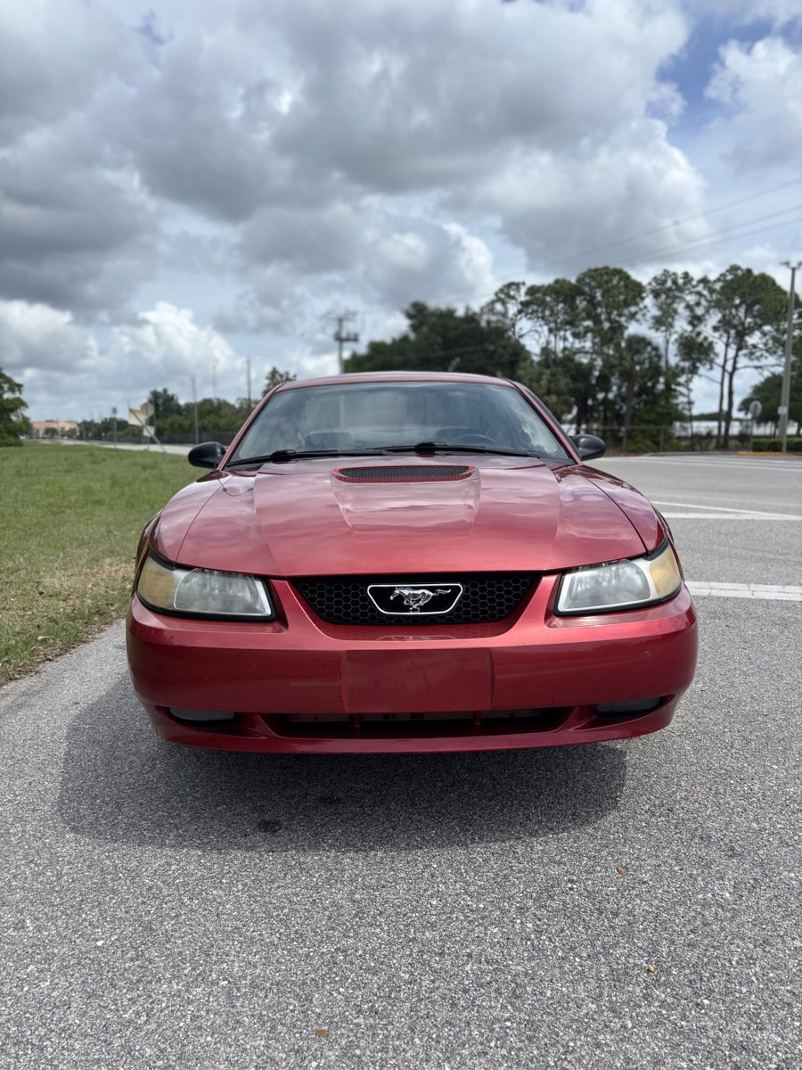Used 1999 Ford Mustang GT RWD image 3