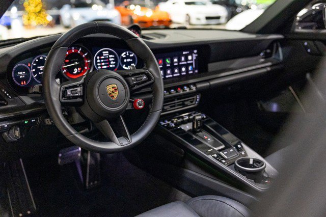 Used 2024 Porsche 911 Targa 4 GTS image 18