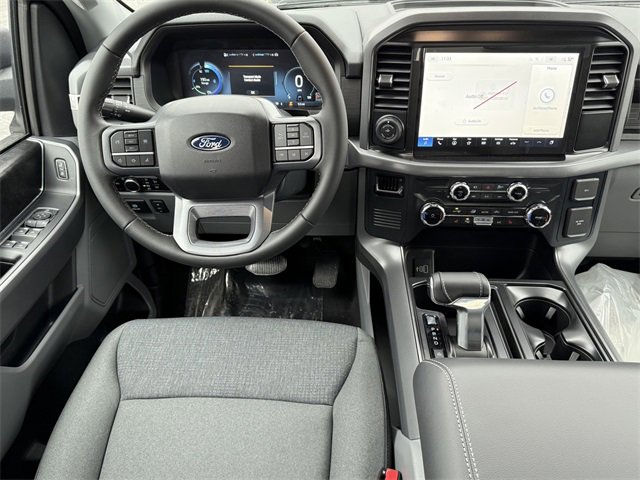 New 2025 Ford F150 Lightning XLT image 12