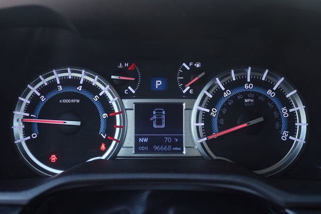 Used 2017 Toyota 4Runner Limited AWD/4WD image 25