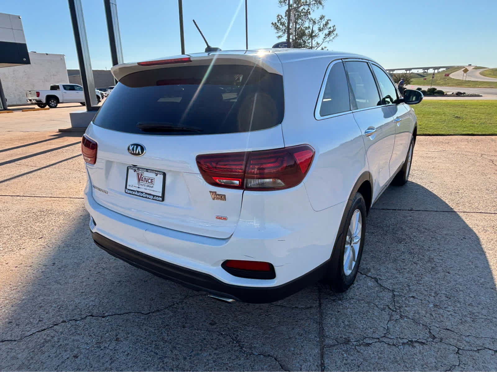 Used 2020 Kia Sorento LX FWD image 7