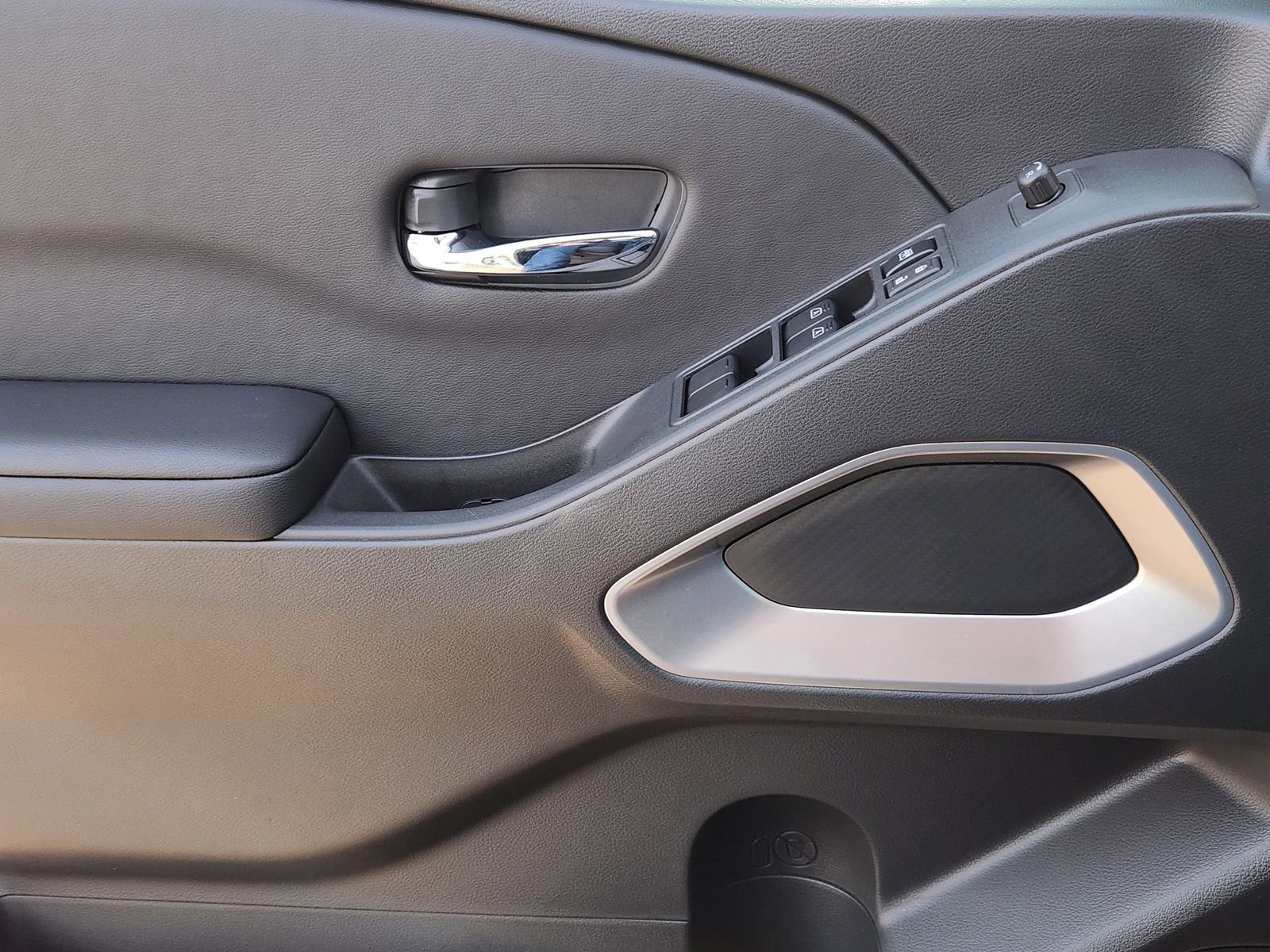 New 2026 Nissan Frontier SV image 19