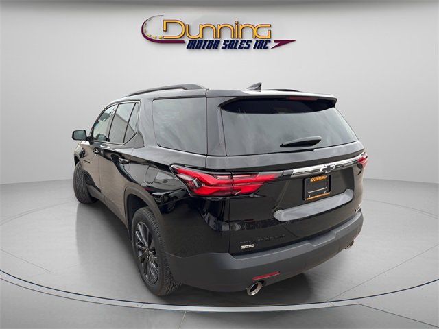 Used 2024 Chevrolet Traverse RS image 2